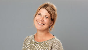 Man ska vara genuint intresserad av det man studerar, det hjälper en hel del på traven, säger Cecilia Sahlgren, professor i cellbiologi vid Åbo Universitet. - Det är a och o för allt man studerar. Cecilia Sahlgren.