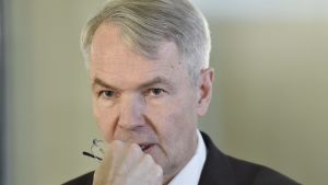 Utrikesminister Pekka Haavisto ledde ordet när regeringen diskuterade finländarnas situation i al-Hol i slutet av oktober. pekka haavisto