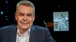 Mikael Backman hann vara vd på Viking Line i knappt fem års tid, men han hann bevittna sjösättningen av sitt hjärteprojekt Viking Grace. Mikael Backman Daniel Olinin vieraana.