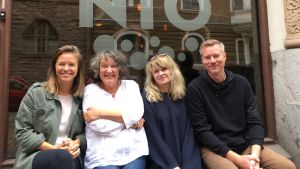 Sonja Kailassaari, Monika Fagerholm, Sonja Ahlfors och Mårten Svartström. Sonja Kailassaari, Monika Fagerholm, Sonja Ahlfors och Mårten Svartström