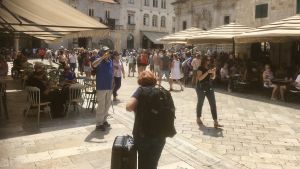 Huvudgatan Stradun i Dubrovniks Gamla stad. Huvudgatan Stradun i Dubrovniks Gamla stad.