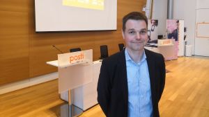 Leveranstiderna kommer att förkortas, säger Sami Finne, ansvarig för Postens internationella näthandelstjänster. Sami Finne.