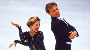 Tvåspråkiga Petri Kokko och Susanna Rahkamo vinner EM-guld 1995. Petri Kokko och Susanna Rahkamo i EM 1995.