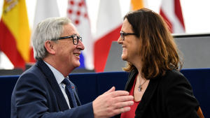 EU-kommissionens ordförande Jean-Claude Juncker och handelskommissionär Cecilia Malmström träffar USA:s president Donald Trump på onsdag EU-kommissionens ordförande Jean-Claude Juncker och handelskommissionär Cecilia Malmström träffar USA:s president Donald Trump på onsdag