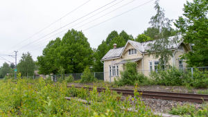 Sovjetiska bomber träffade Täkter station under vinterkriget. Täkter tågstationshus