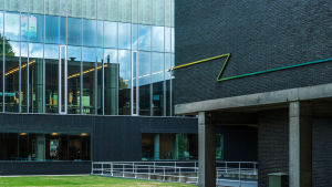 Rektorn erkänner att man har problem med jämlikhet på skolan. Eindhoven University of Technology.