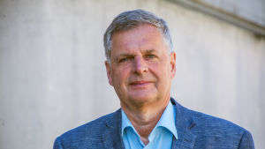 Enligt Börje Boström är den enda lösningen att riva den äldsta delen av skolan. Börje Boström