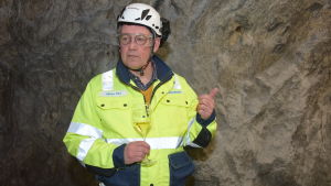 Håkan Pihl, chefsgeolog på Nordkalk som äger Tytyri gruva, säger att Nordkalk är intresserad av att utnyttja sina gruvor på olika sätt. Det är fantastiskt att kombinera en aktiv gruvverksamhet med lagring av champagne i ett gammalt sprängämnesförråd, säger Pihl. Håkan Pihl är chefsgeolog på Nordkalk.