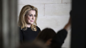Den franska skådespelaren Catherine Deneuve avsade sig all koppling till uppropet. Den franska skådespelaren Catherine Deneuve i oktober 2018.