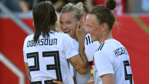Blir det tysk fest också i VM? Tyska landslagsspelare firar mål.