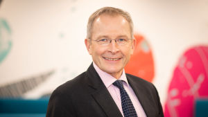 Enligt Risto E.J. Penttilä är mötet bra för världen. Risto E. J. Penttilä