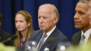Biden förespråkade en mer återhållsam och pragmatisk utrikespolitisk linje då han var Barack Obamas vicepresident. Biden förespråkade för en mer återhållsam och pragmatisk utrikespolitisk linje som president Barack Obamas vicepresident.