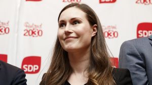 Sanna Marin kommer från Tammerfors. Sanna Marin efter SDP:s presskonferens 4.6.2019.