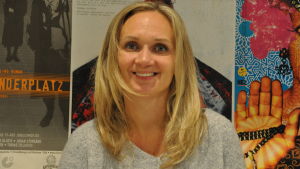 Det kommer att vara en större strömning av människor i Viirus nya utrymmen på Busholmen, utrymmen som olika kulturaktörer vid behov kan hyra. Maria Lundström hoppas på mera möten mellan människor och olika konstformer. Maria Lundström, Teater Viirus konstnärliga ledare.
