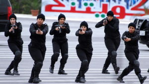Kvinnliga poliser i Kuwait i samband med en examensceremoni för polisofficerare. Kvinnliga poliser i Kuwait i samband med en examensceremoni för polisofficerare