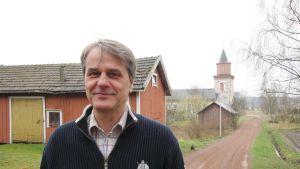 Skärgårdsstiftelsens Christjan Brander ser behovet, men tycker att det är fel att fatta ett så drastiskt beslut. – Speciellt ett sådant där man hänvisar till skärgårdslagen, säger han. Trafichef Christjan Brander i Väståboland