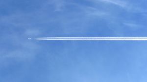Om flyget blir inställt kan du antingen omboka eller avboka biljetten. Jetplan