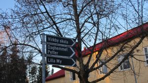Daghemmet Petter ser ut att upphöra medan Virkby skola verkar bli kvar i byn. Virkby skola