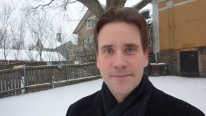 Vd Joakim von Bergmann vid Kustregionens utbildningsfastigheter vill inte delge några detaljer om planerna för fastigheten vid Raseborgsvägen 9. Joakim von Bergmann