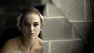 Natalie Portman i filmen Black Swan, som kan ses som en anorexiskildring. Natalie Portman i Black Swan