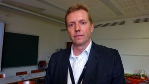 Peter Österholm är akademilektor i miljögeokemi vid Åbo Akademi. Peter Österholm