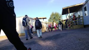 Många elever måste placeras i baracker på grund av problem med inomhusluften.