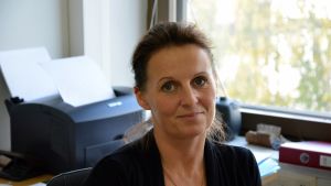 Lilian Grönlund är tingsdomare vid Österbottens tingsrätt. Lilian Grönlund på Vasa rättsjhälpsbyrå.