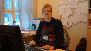Carita Södö är ADB-koordinator och har arbetat med införandet av patientdataarkivet i Jakobstad. Carita Södö, ADB-koordinator som arbetat med införandet av patientdataarkivet.
