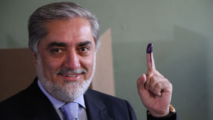 Abdullah Abdullah röstade i Kabul. Abdullah Abdullah röstade i Kabul (14.6.2014)
