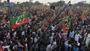 Massprotester mot Nawaz Sharif i fjol höstas ledde till att Högsta domstolen tog upp korruptionsanklagelserna mot premiärministern Massprotester mot Nawaz Sharif i fjol höstas ledde till att Högsta domstolen tog upp korruptionsanklagelserna mot premiärministern