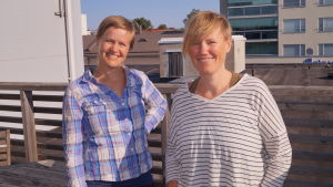 Heidi Lunabba och Ilar Gunilla delar just nu på utställningsutrymmet i Tobaksmagasinet i Jakobstad. Heidi Lunabba och Ilar Gunilla Persson