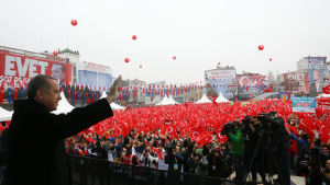 Erdoğan talar vid lördagens valmöte i Istanbul 11.3.2017 Erdogan talar vid lördagens valmöte i Istanbul 11.3.2017