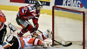 Kristian Vesalainen kan väljas tidigt i NHL-draften 2017. Kristian Vesalainen, februari 2016.