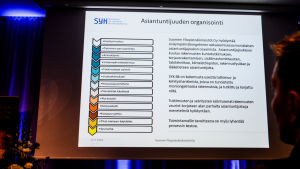 Gå metodiskt till väga och ta kontakt med sakkunniga, uppmanar Mauno Sievänen fastighetsägare som funderar på problem med inneluften. SYK:s handlingsplan.