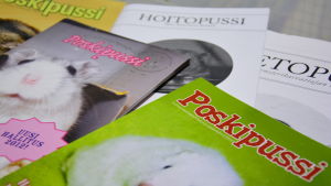 Hamsterförbundet ger ut tidningen Poskipussi (Kindpåsen). Finlands hamsterförbund ger ut tidningen Poskipussi.