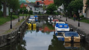 Veneitä Trosan kaupungissa