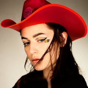Moa Romanova har många uppdrag idag och ska snart ge ut sin andra serieroman. Moa Romanova har många fler uppdrag idag och ska snart ge ut sin andra serieroman.
