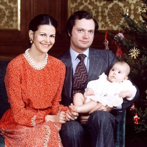 Victoria fem månader gammal i december 1977. Kronprinsessan Victoria sex månader gammal i december 1977.