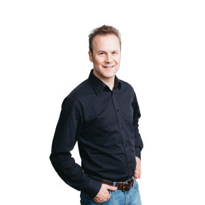 Teemu Kauppinen, kontrabasso