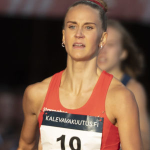 Viivi Lehikoinen.