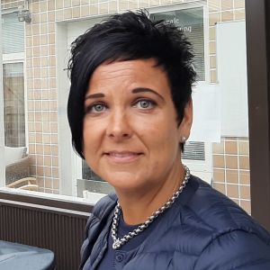 Cecilia Holmén bytte arbetsgivare efter 20 år. Jag har inte ångrat mig, säger hon om jobbet i hemvården i Borgå. 