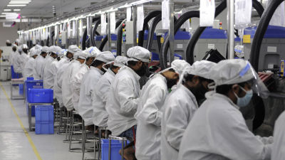 Arbete på en fabrik i Indien
