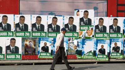 Det bosnienmuslimska SDA-partiets motto är "Folket vet"