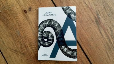 Matina Moliis-Mellberg debuterar med prosalyriska A
