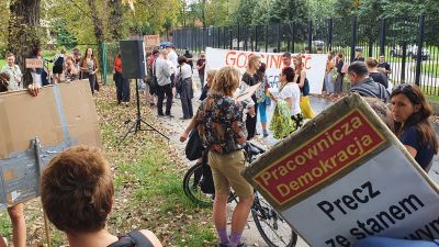 Demonstration mot undantagstillståndet i Polen.