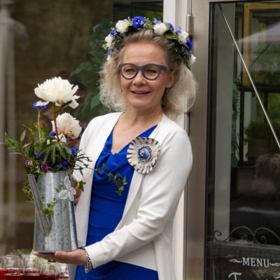 Tämän vuoden Kukkaispormestariksi on valittu Tampere-talon toimitusjohtaja Pauliina Ahokas