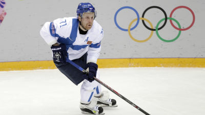 Leo Komarov i OS.