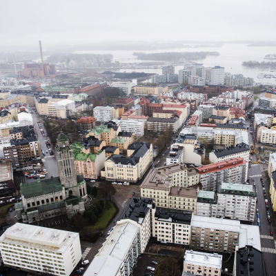 Ilmakuvassa on Helsingin Kallio toukokuussa 2021.