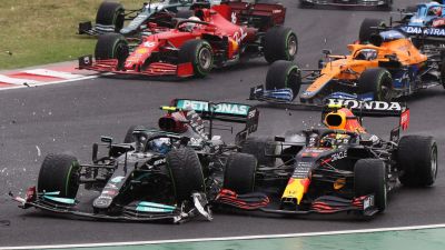 Valtteri Bottas och Sergio Perez.
