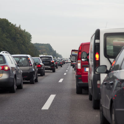 Trafikstockning på tysk motorväg.